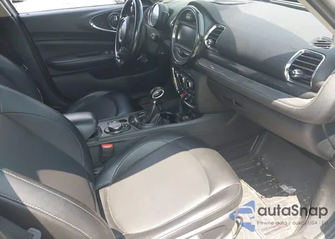 2016 Mini Clubman Cooper из США, поврежденный, VIN WMWLN5C55G2B28042